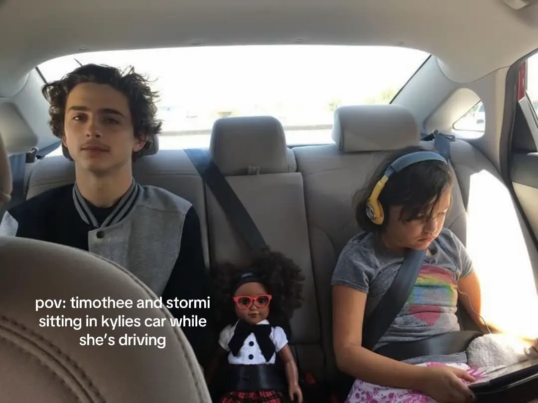 i can picture this exact situation in my head #kyliejenner #timotheechalamet #stormiwebster 